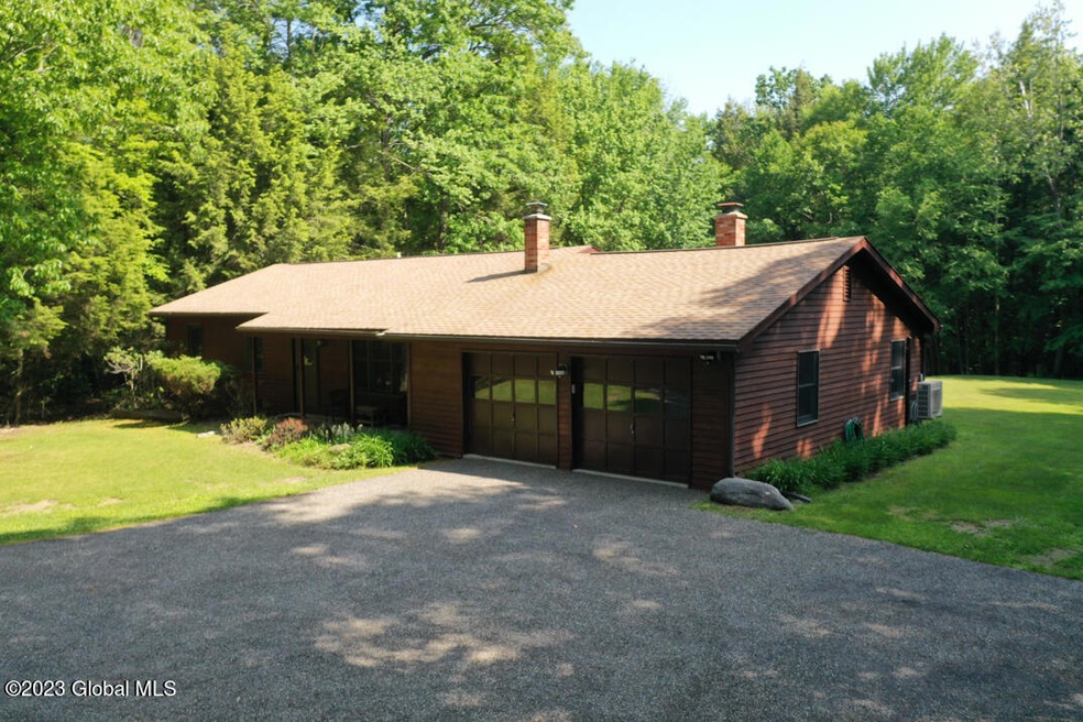 33 Quail Way, East Nassau, NY 12062 - photo 1