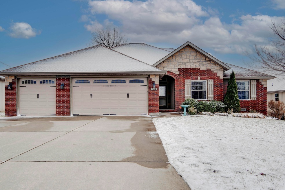 644 N Rockingham Ave, Nixa, MO 65714 - photo 1