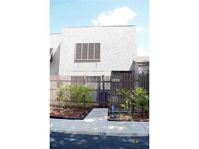 Facade/Exterior Front