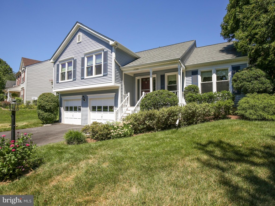 17328 Pickwick Dr, Purcellville, VA 20132 - photo 1