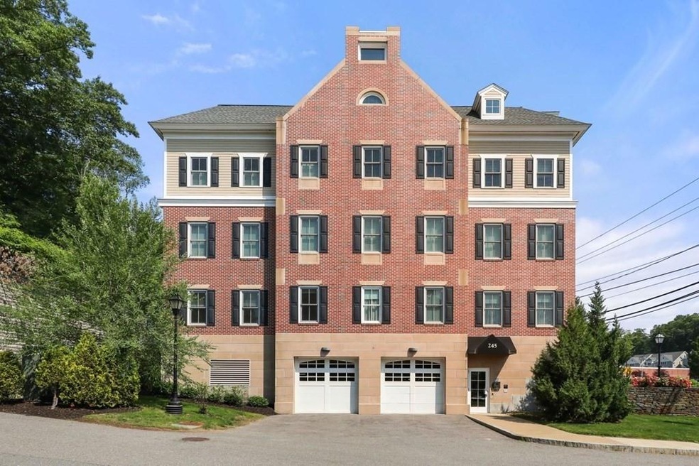 245 Cambridge St unit 102, Burlington, MA 01803 - photo 1