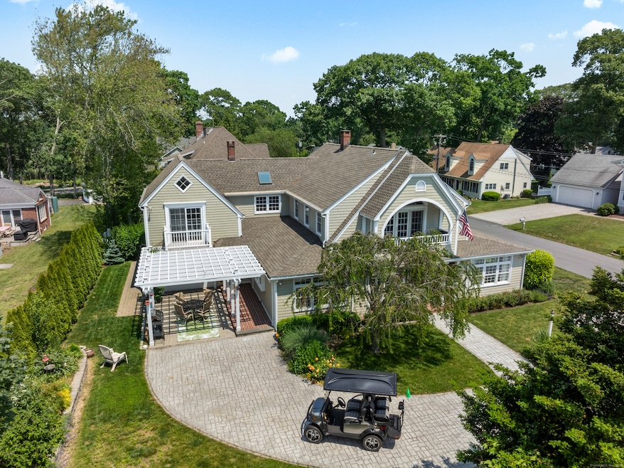 Pending $1,800,000 • Co-Listing Agent