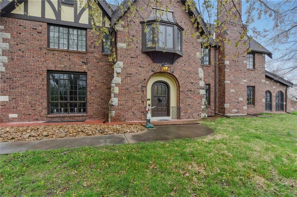 8 Orchard Place, Excelsior Springs, MO 64024 - photo 1