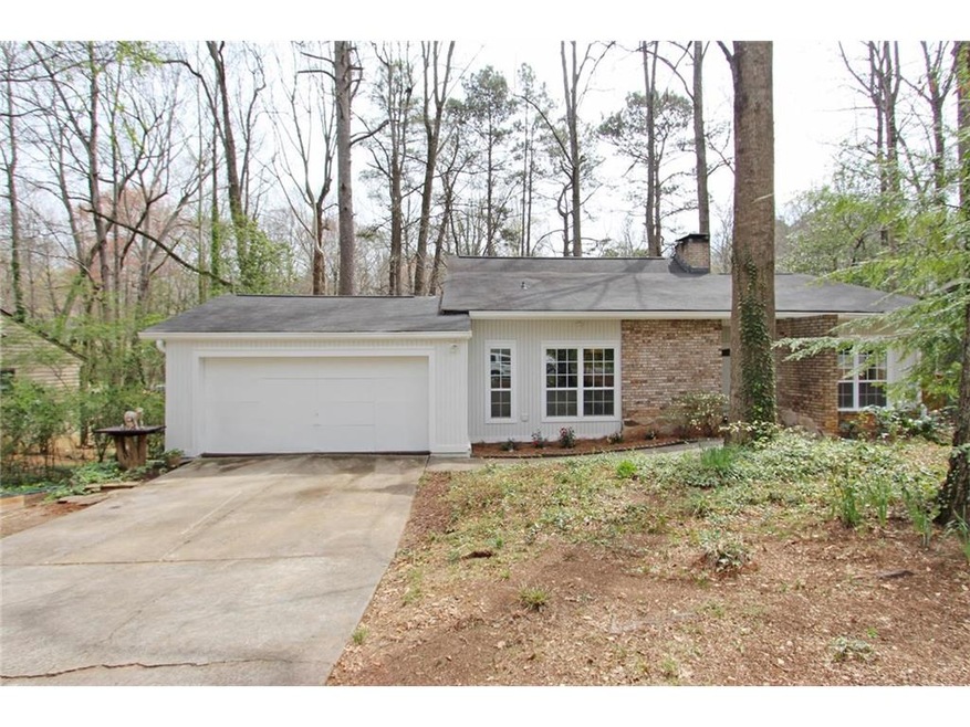 3000 Cedar Knoll Dr, Roswell, GA 30076 - photo 1