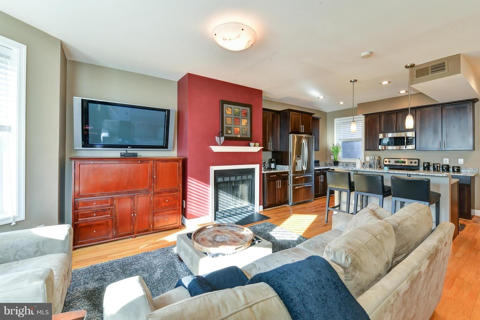 719 5th St NE unit 3, Washington, DC 20002 - photo 1