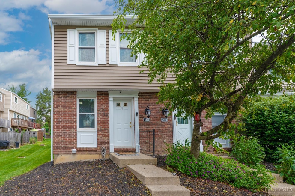 2954 Mossy Brink Ct unit 40, Maineville, OH 45039 - photo 1