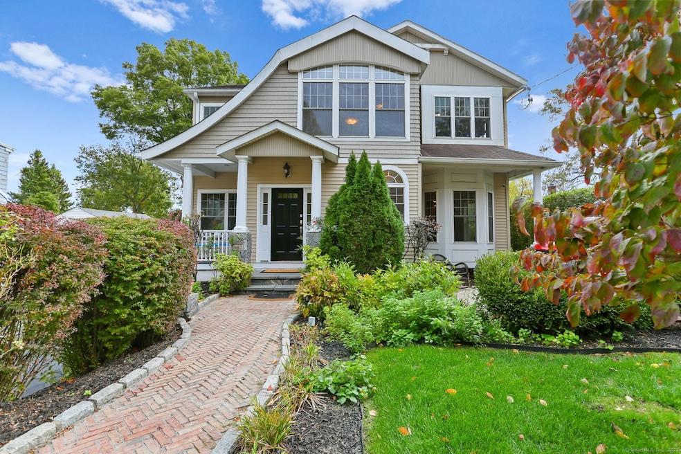 25 Country Rd, Fairfield, CT 06824 - photo 1