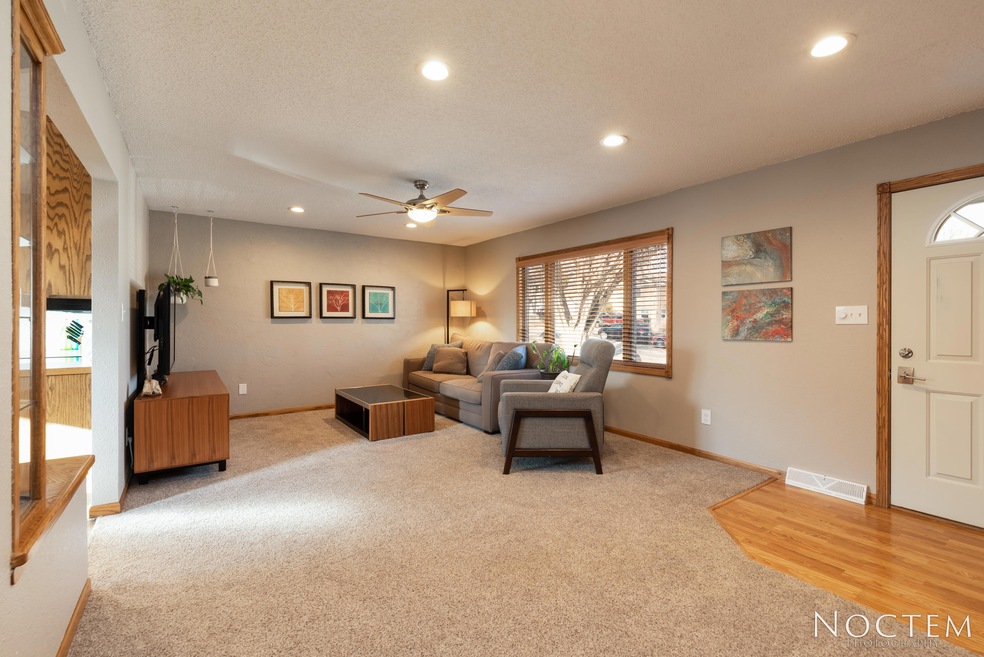 1704 N 15th St-14