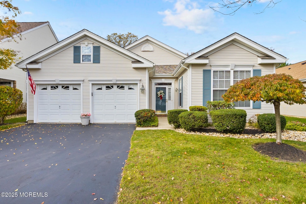 10 Powderhorn Way, Allentown, NJ 08501 - photo 1