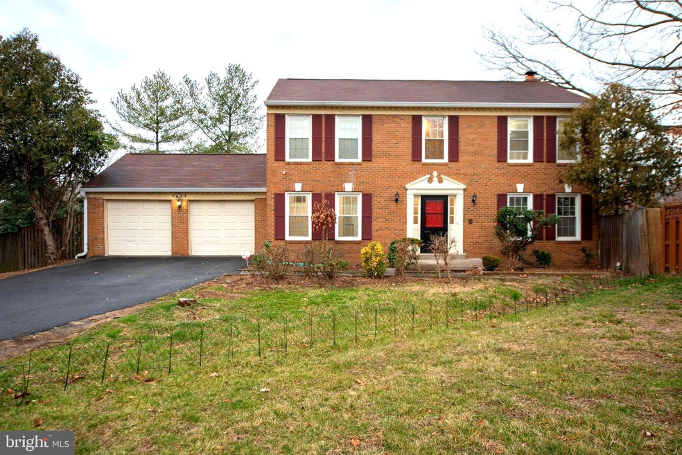 8009 Daffodil Ct, Springfield, VA 22152 - photo 1