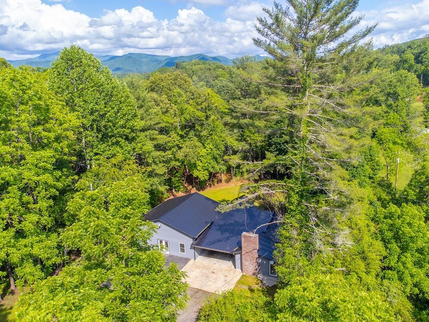 178 Potts Community Rd, Sylva, NC 28779 - photo 1