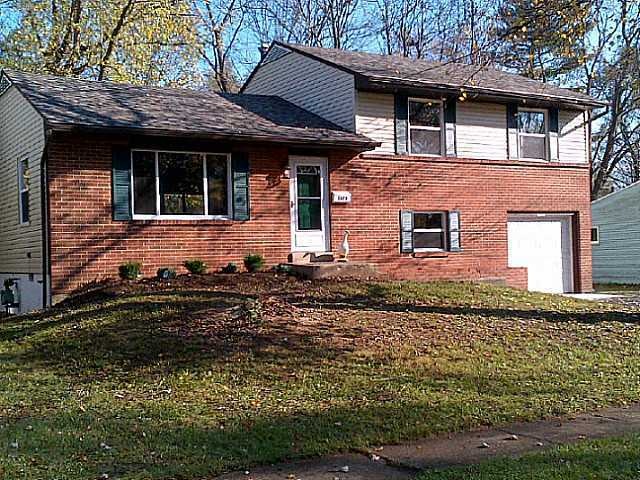 1628 Simpson Dr, Columbus, OH 43227 - photo 1