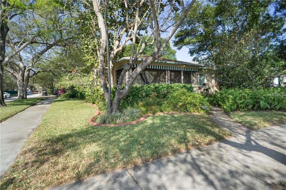 1000 14th St N, Saint Petersburg, FL 33705 - photo 1