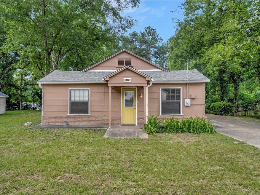 1403 Virginia Ave, Nacogdoches, TX 75964 - photo 1