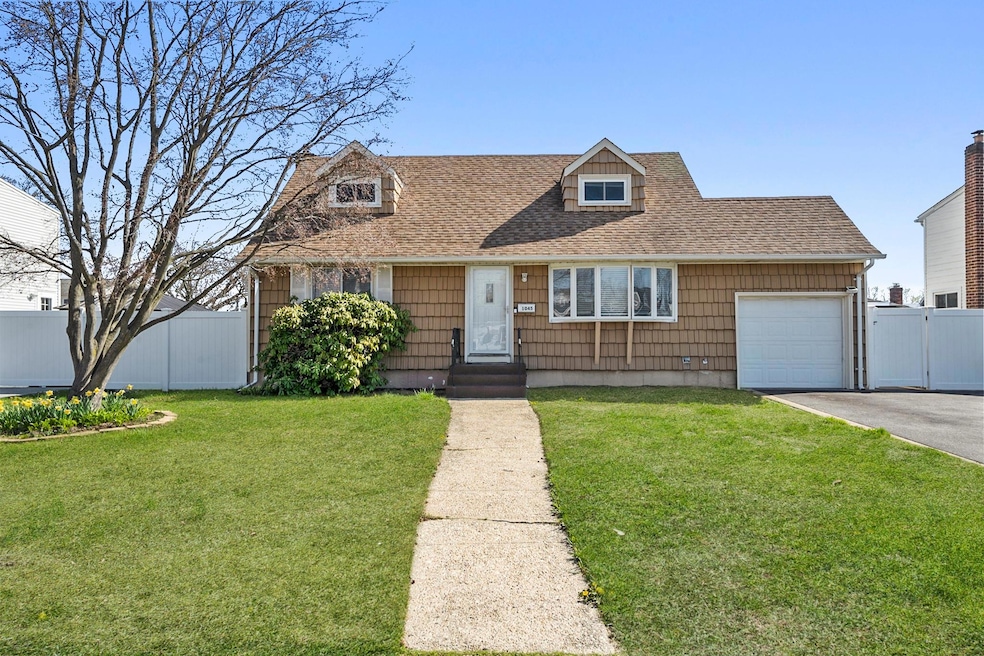 Sold $680,000 • Co-Listing Agent