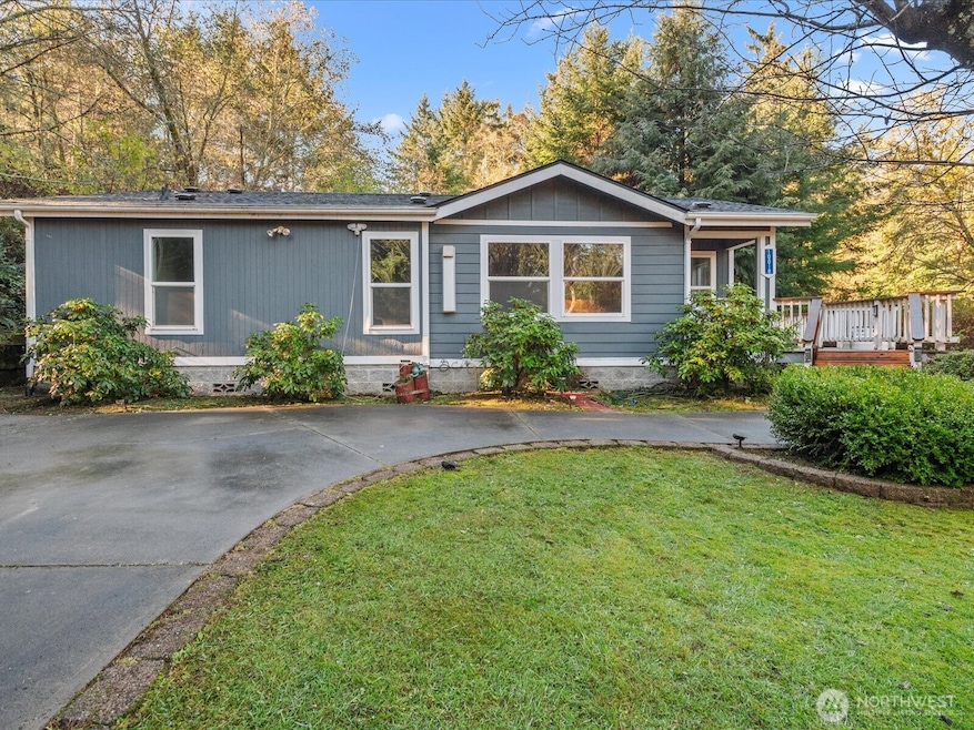 10018 Selma Cir, Anderson Island, WA 98303 - photo 1