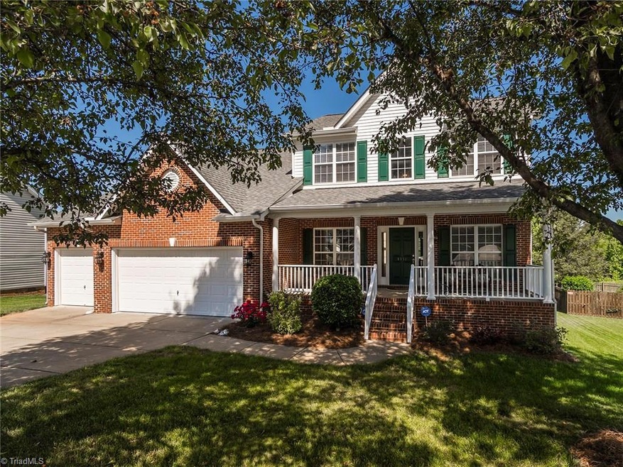 4BR/3BA home with bonus rm, covered porch, 3 car garage, office space, and more!!