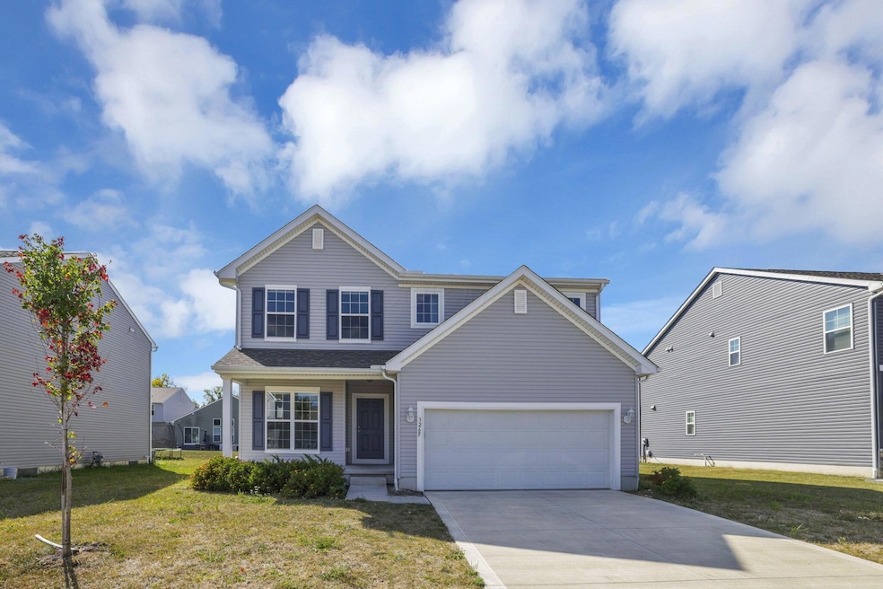 Pending $405,000 • Co-Listing Agent