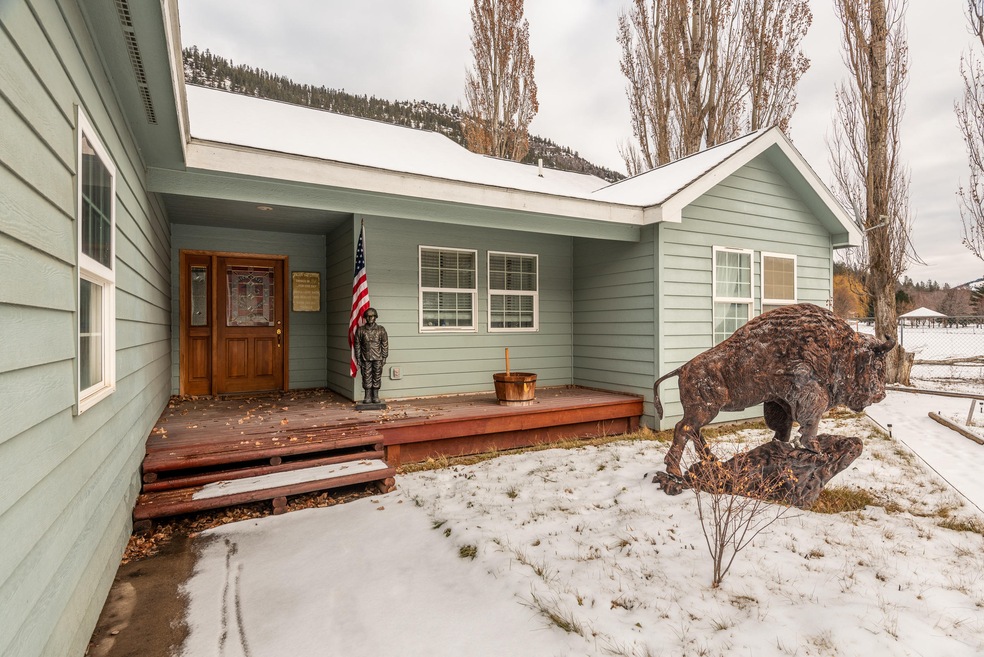 504 Parkway Dr, Alberton, MT 59820 - photo 1