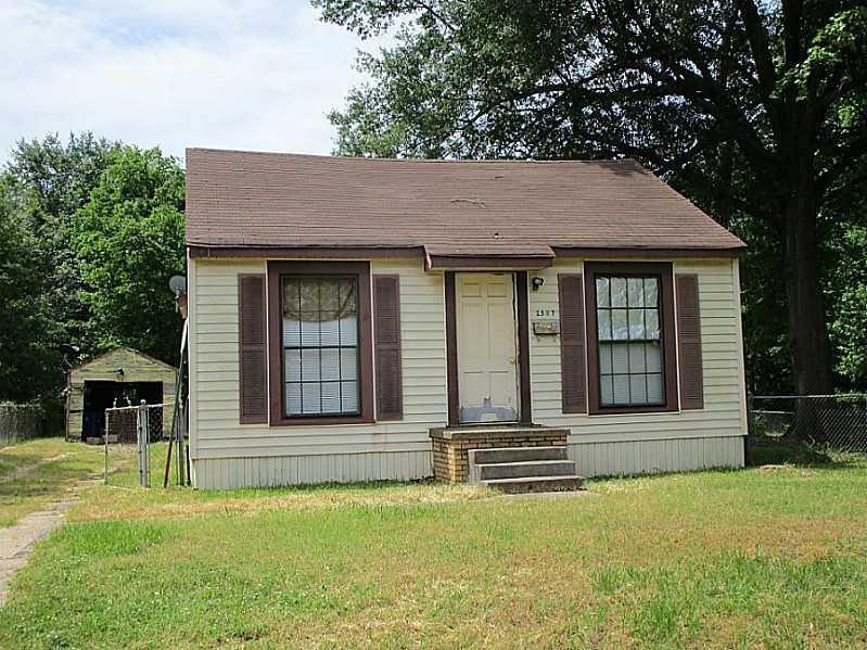 Facade/Exterior Front.