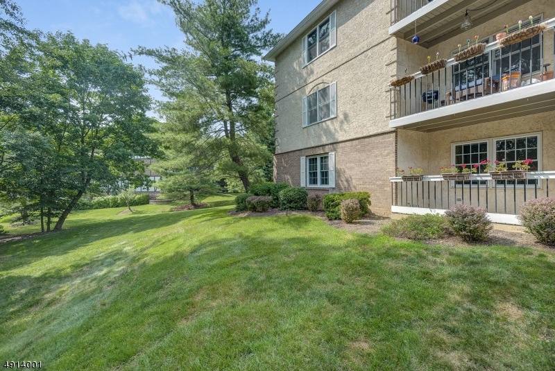 6I Heritage Dr, Chatham, NJ 07928 - photo 1