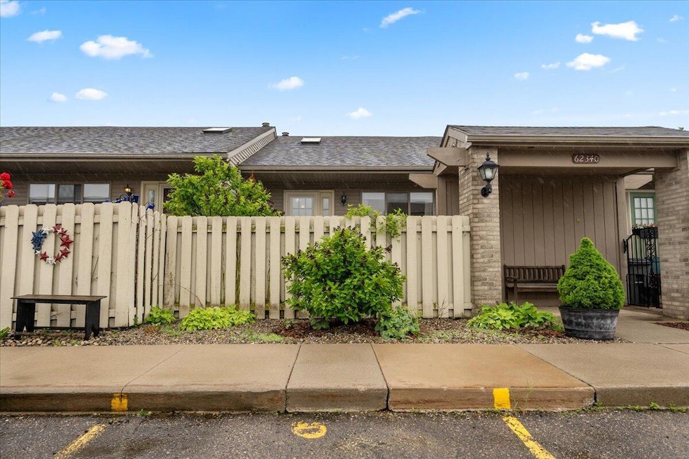 01-62340 Arlington Cir Unit 5