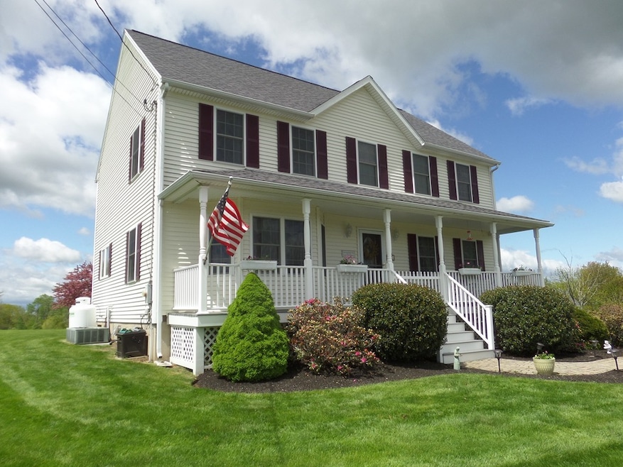 49 New Braintree Rd, North Brookfield, MA 01535 - photo 1