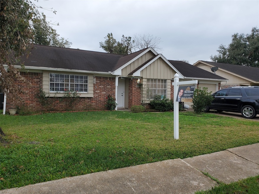 8314 Gulfwood Ln, Houston, TX 77075 - photo 1