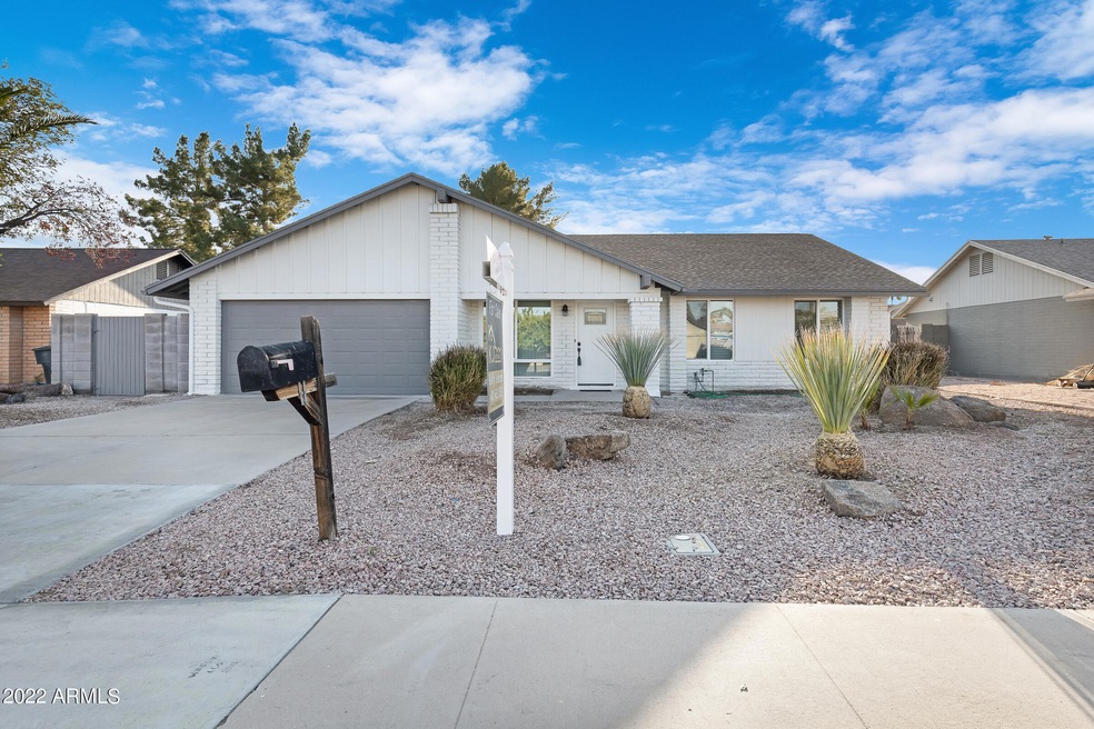 3224 N Ellis St-1