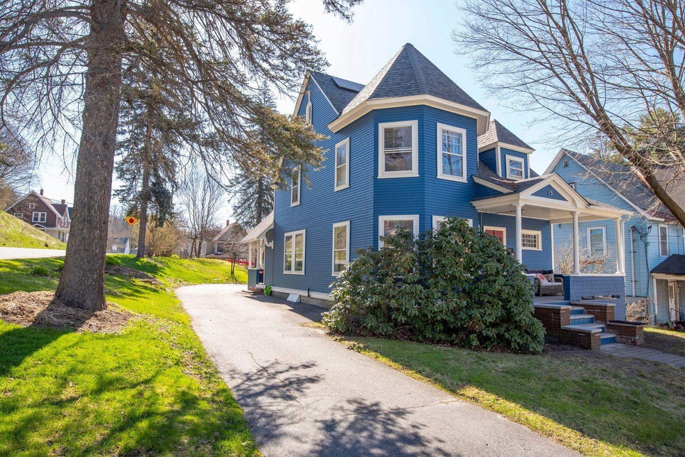 15 Walnut St, Barre, VT 05641 - photo 1