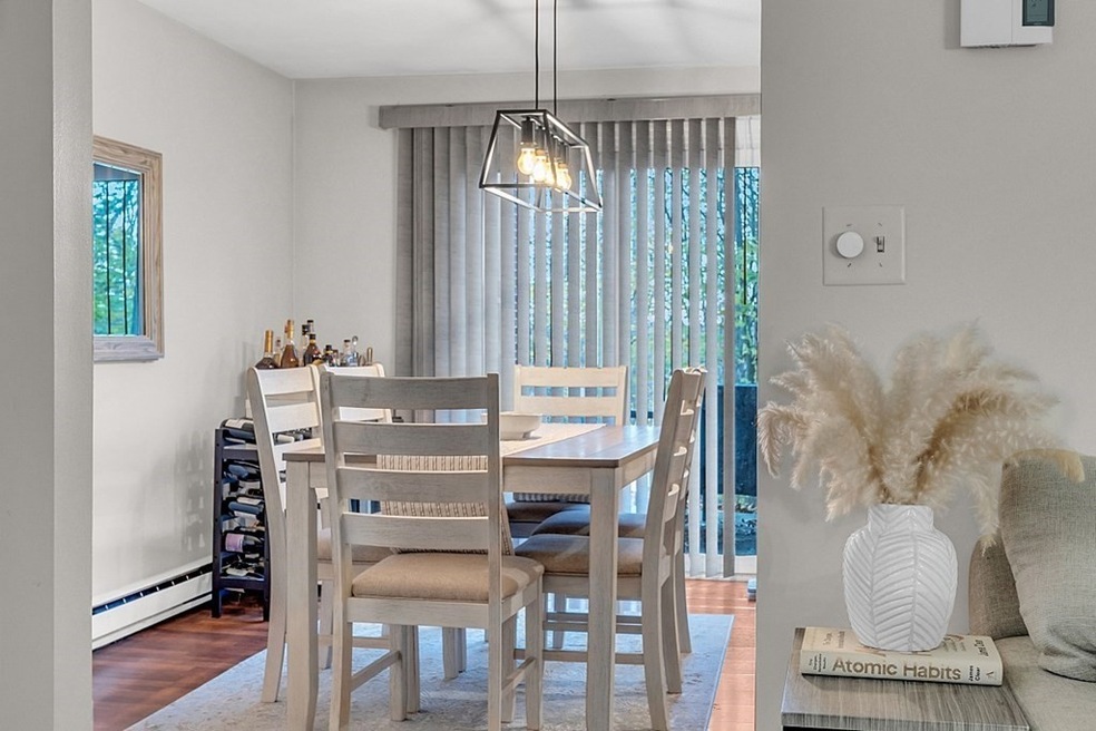 144 Thissell Ave unit 3, Dracut, MA 01826 - photo 1