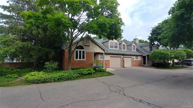 3080helen ct.jpg