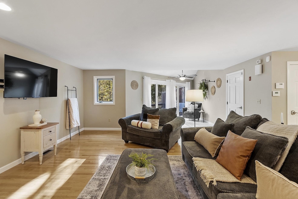 153 Coffin Rd unit 32, Epping, NH 03042 - photo 1