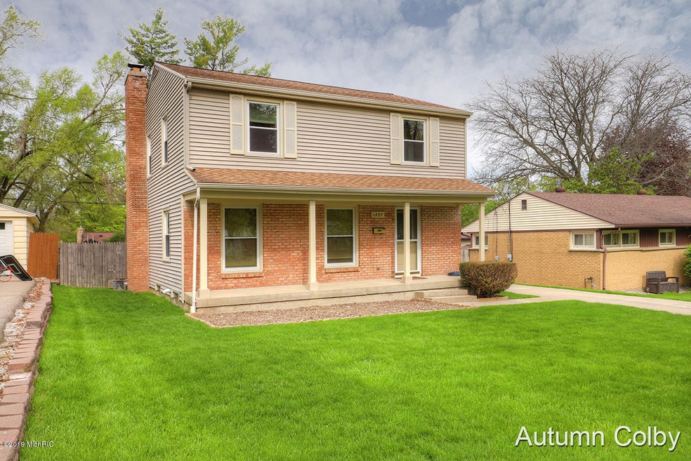 1437 Mayfield Ave NE, Grand Rapids, MI 49505 - photo 1