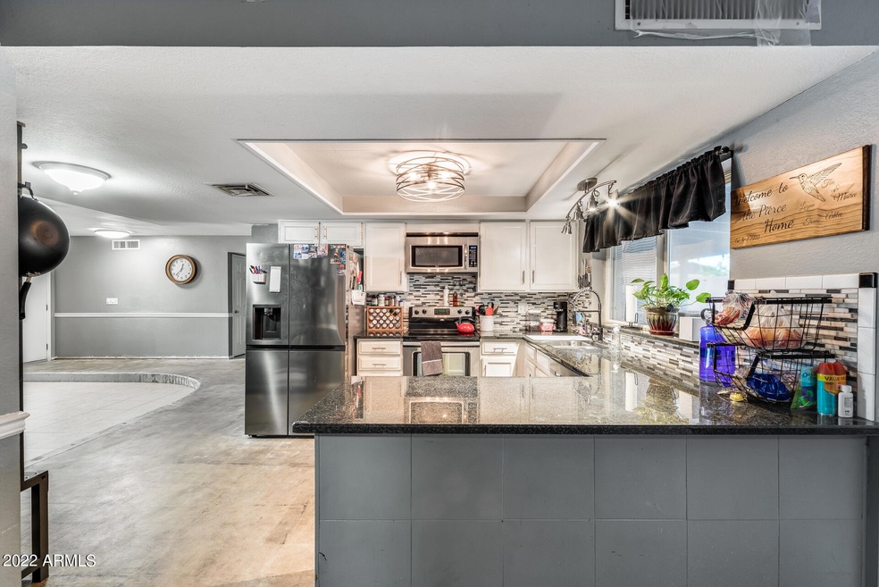 3910 W Barbara Ave, Phoenix, AZ 85051 - photo 1