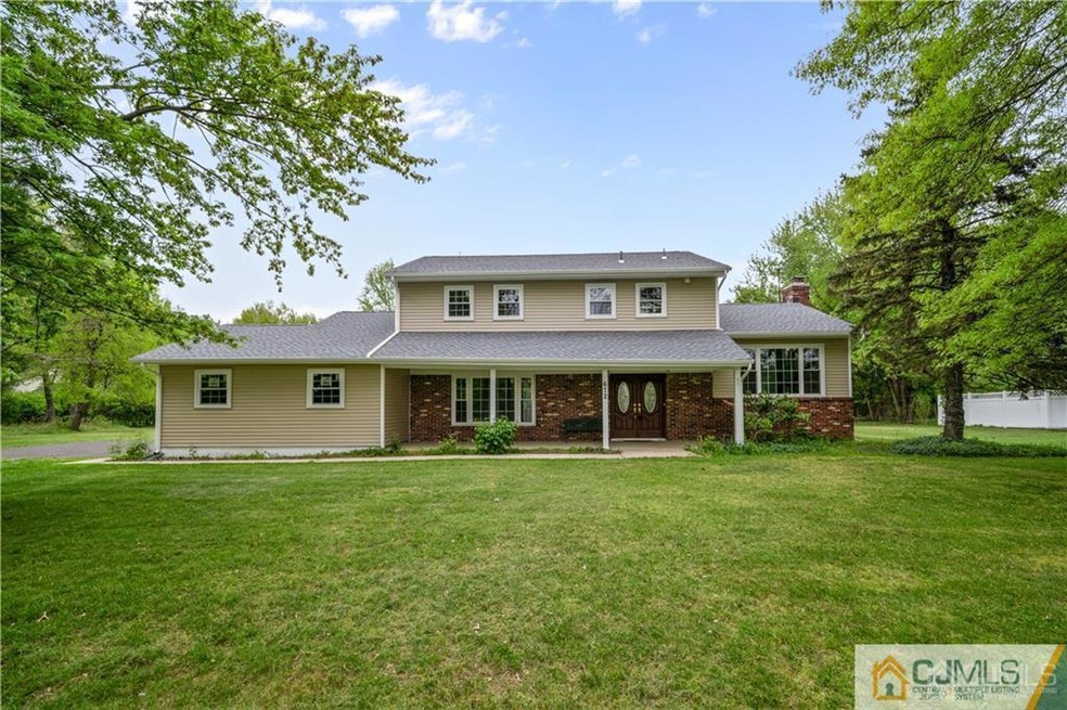 672 Village Rd W, Princeton Junction, NJ 08550 - photo 1