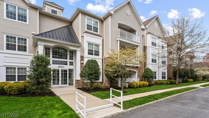 2106 Conrad Way unit 6, Somerset, NJ 08873 - photo 1