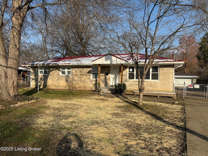 4517 Dover Rd, Louisville, KY 40216 - photo 1