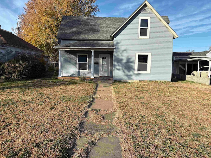 309 S Keystone St, Stafford, KS 67578 - photo 1