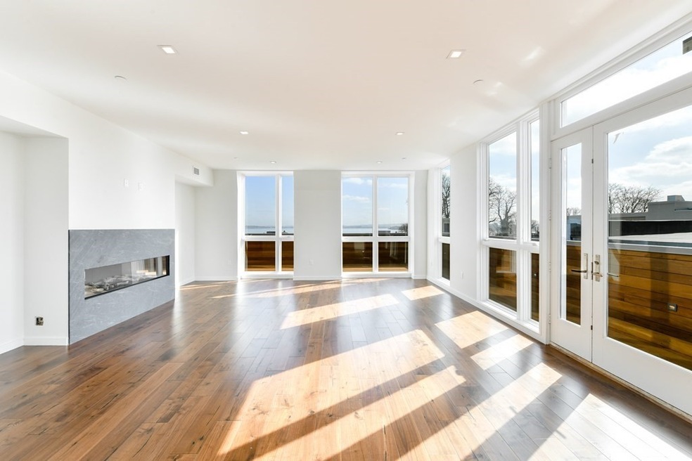 812 E 6th St unit 19, Boston, MA 02127 - photo 1