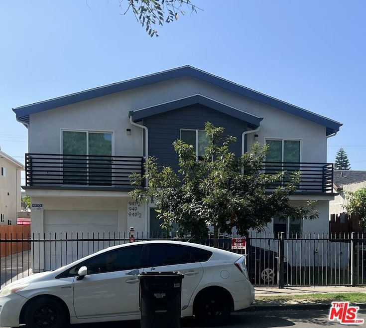 949 N Hobart Blvd unit 949, Los Angeles, CA 90029 - photo 1