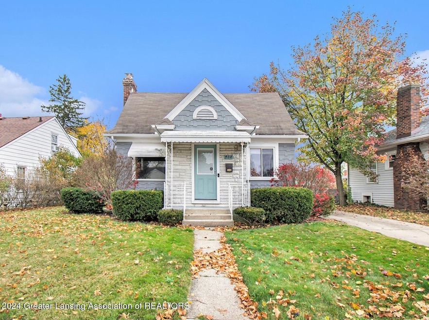 408 Strathmore Rd, Lansing, MI 48910 - photo 1
