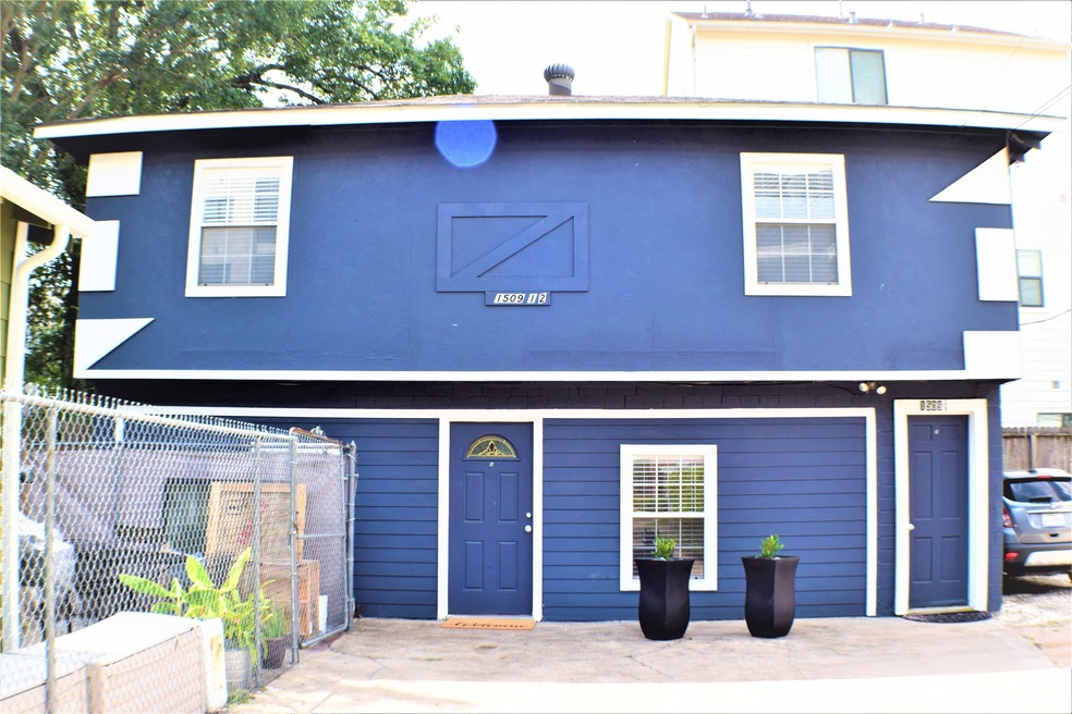 1509 1/2 Bonner St unit B, Houston, TX 77007 - photo 1