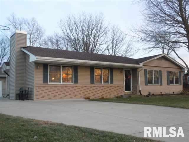 1236 Nicholson Rd, Lincoln, IL 62656 - photo 1
