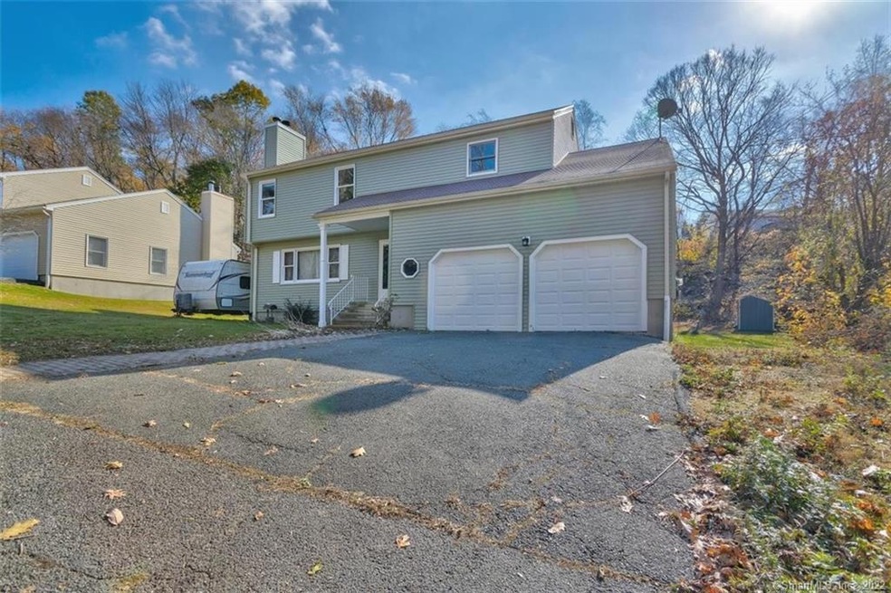 367 E Mountain Rd, Waterbury, CT 06706 - photo 1