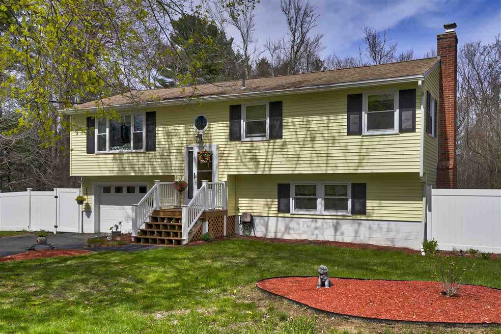 27 Scenic Dr, Derry, NH 03038 - photo 1