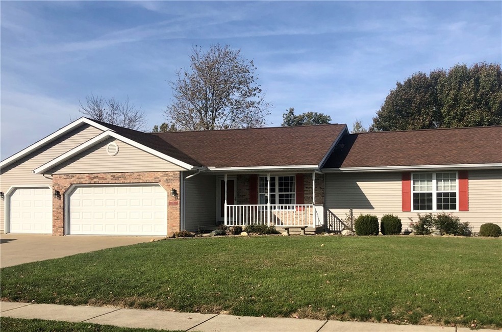 106 E Mount Vernon Ave, Effingham, IL 62401 - photo 1