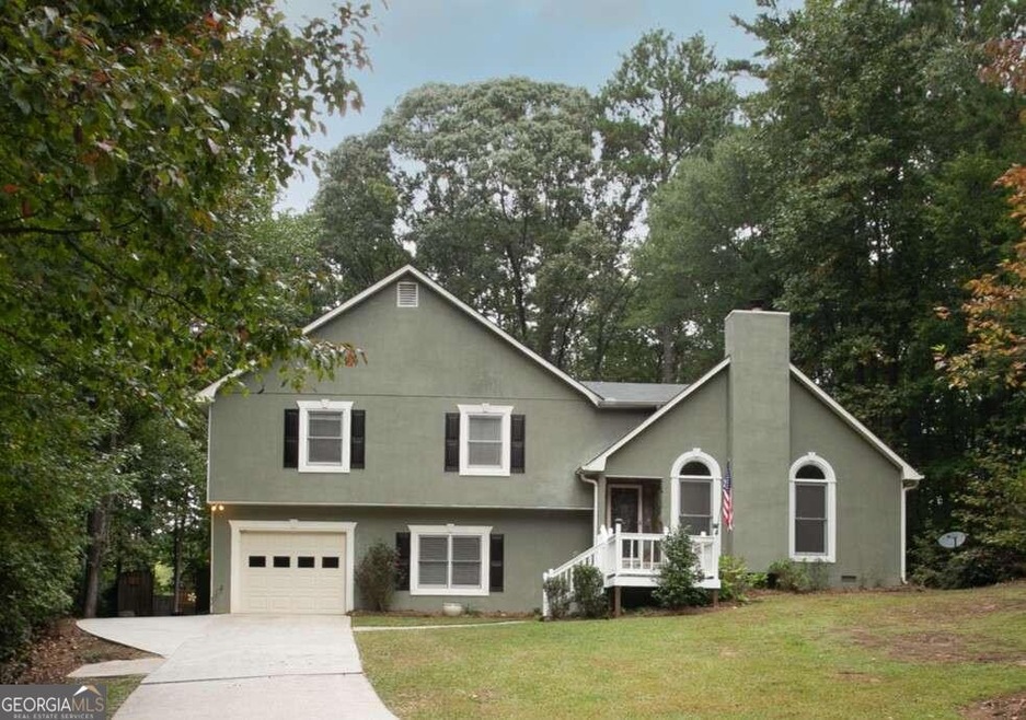Welcome home to this beauty nestled on a quiet cul