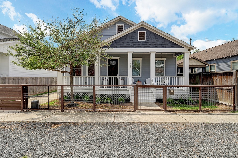 1003 Cordell St, Houston, TX 77009 - photo 1