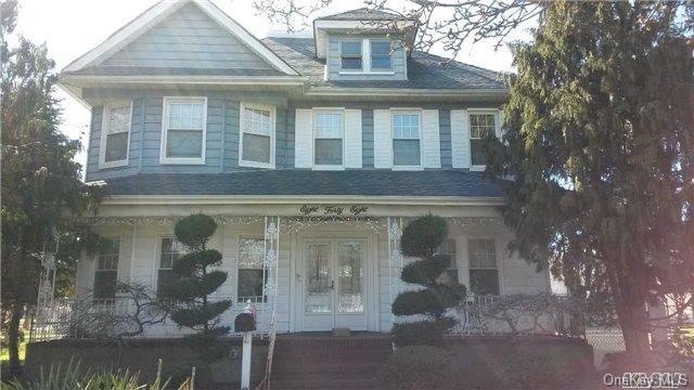 848 Dogwood Ave, Franklin Square, NY 11010 - photo 1